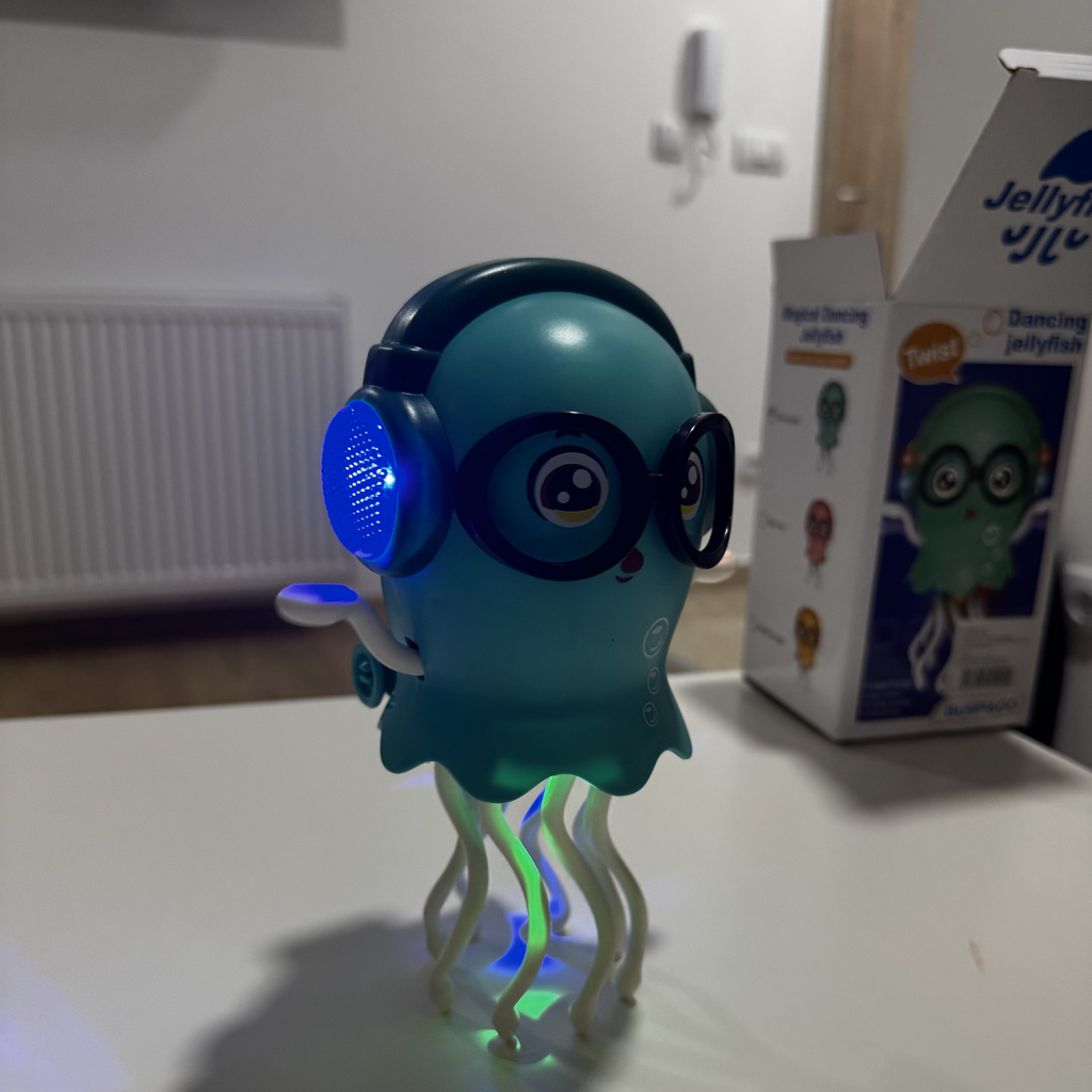 Magični razigrani Oktopod koji svetli, igra i peva